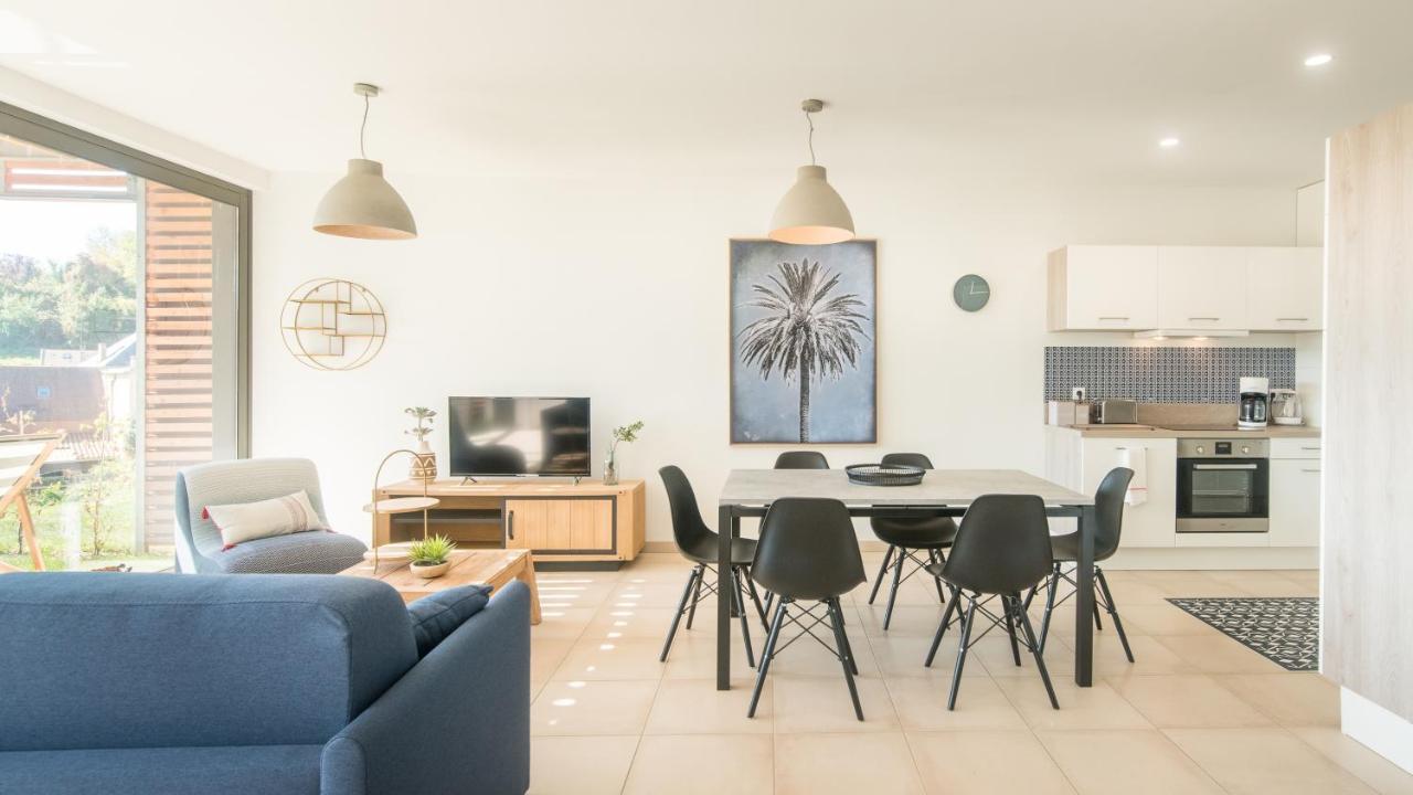 Villa Spacieuse avec Jacuzzi Privatif Sarlat Esterno foto