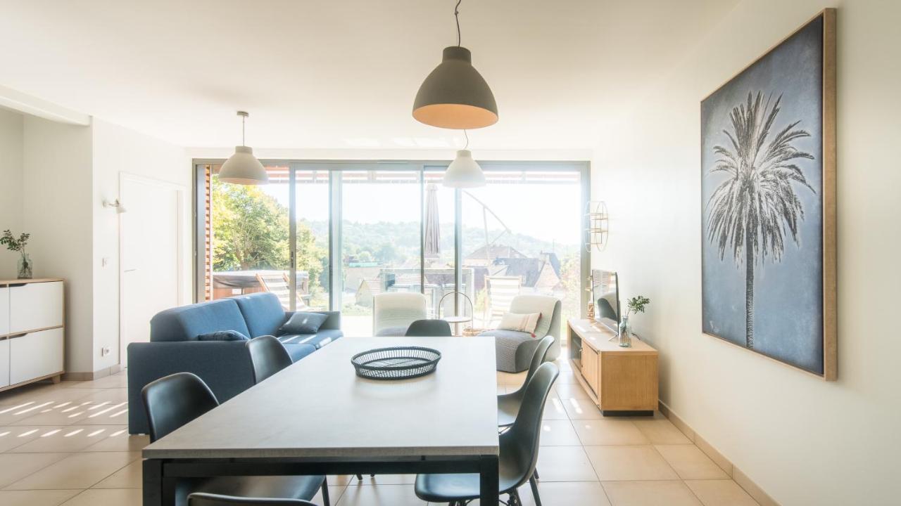 Villa Spacieuse avec Jacuzzi Privatif Sarlat Esterno foto